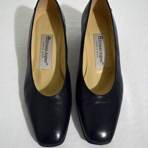 Etienne Aigner Women’s Leather Heels Sarah 6 ½ M Navy Blue Formal Business Work